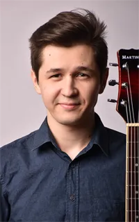 Роман Николаевич - репетитор по музыке