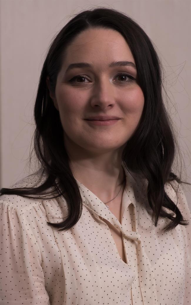 Анна Валерьевна - репетитор по русскому языку и литературе