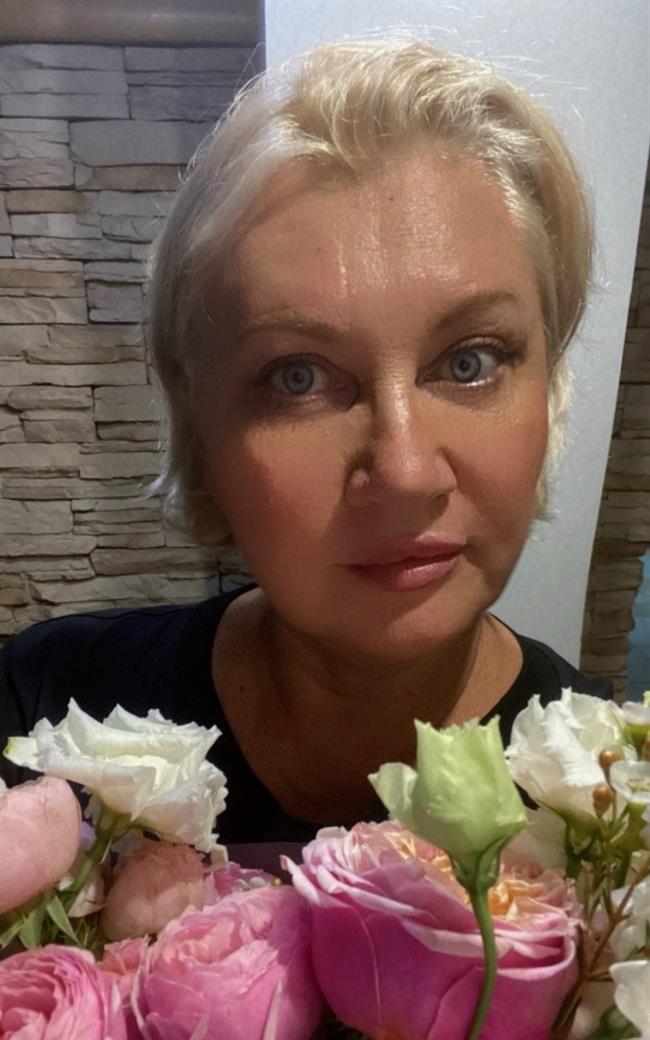 Наталья Леонидовна - репетитор по предметам начальной школы и подготовке к школе