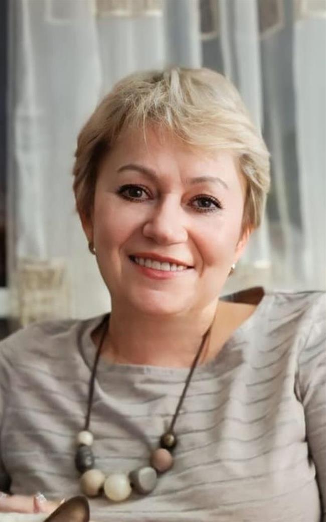 Людмила Борисовна - репетитор по русскому языку, литературе и другим предметам