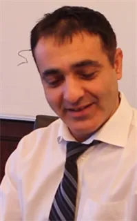 Рамиз Амирастан оглы - репетитор по химии и математике