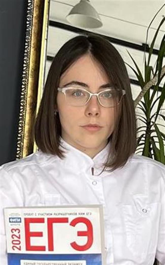 Марина Николаевна - репетитор по биологии