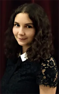 Полина Александровна - репетитор по физике
