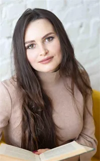 Вера Дмитриевна - репетитор по русскому языку и литературе