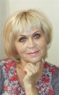 Светлана Борисовна - репетитор по подготовке к школе и предметам начальной школы