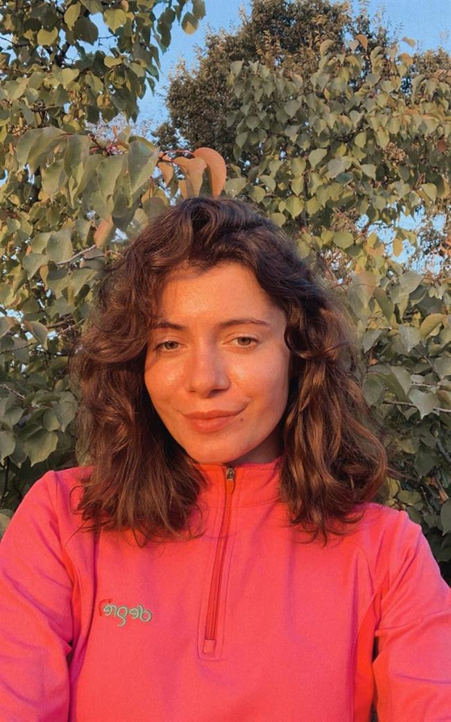 Юлия Андреевна - репетитор по биологии, предметам начальной школы и другим предметам