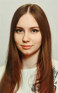 Полина Сергеевна - репетитор по физике, английскому языку и математике