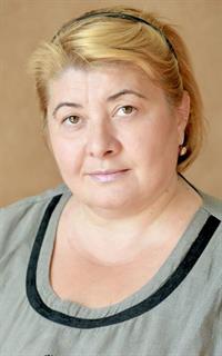 Мери Дмитриевна - репетитор по биологии