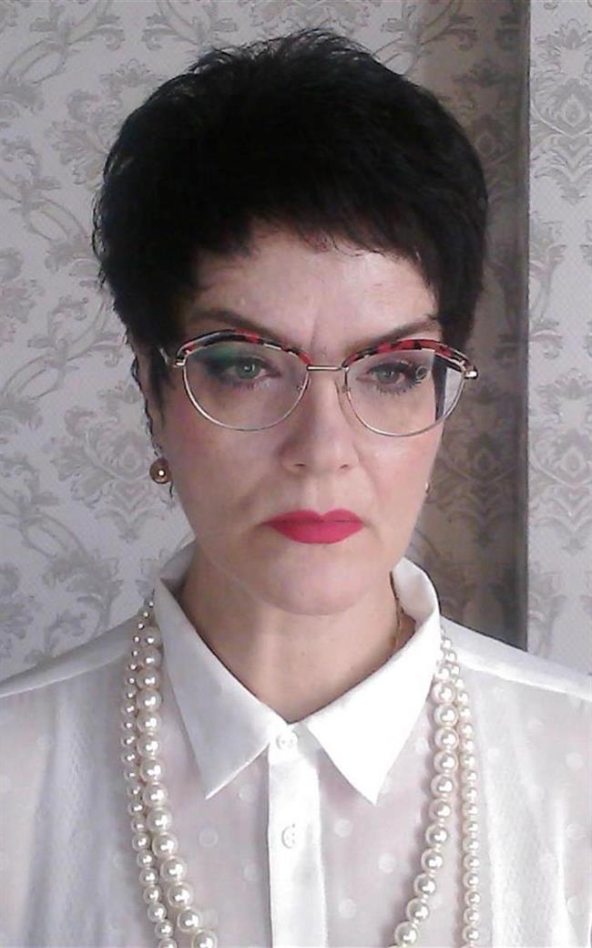 Марина Владимировна - репетитор по русскому языку и литературе