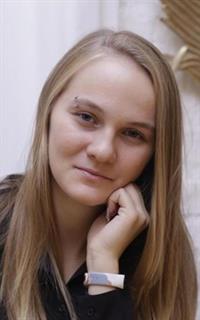 Анна Владимировна - репетитор по немецкому языку, математике и информатике