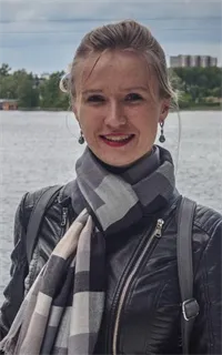Валерия Дмитриевна - репетитор по русскому языку, литературе, редким иностранным языкам и предметам начальной школы