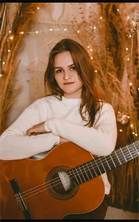 Виктория Арамовна - репетитор по музыке