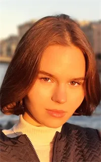 Екатерина Михайловна - репетитор по изобразительному искусству