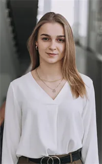 Диана Юрьевна - репетитор по английскому языку и французскому языку