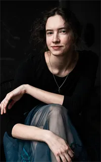 Полина Дмитриевна - репетитор по изобразительному искусству