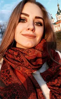 Арина Сергеевна - репетитор по обществознанию