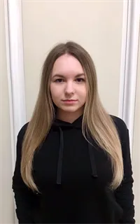 Анастасия Владимировна - репетитор по русскому языку и обществознанию
