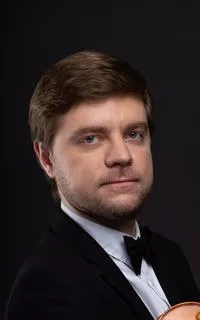 Владимир Владимирович - репетитор по музыке