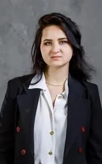 Дарья Игоревна - репетитор по английскому языку, русскому языку, математике, предметам начальной школы и обществознанию