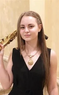 Дарья Денисовна - репетитор по музыке