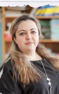 Нина Викторовна - репетитор по предметам начальной школы, математике и подготовке к школе