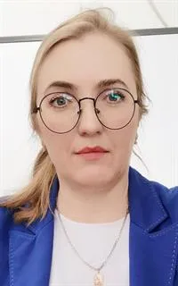 Юлия Борисовна - репетитор по русскому языку, литературе и русскому языку для иностранцев