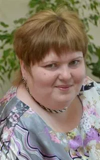 Валентина Сергеевна - репетитор по химии и биологии