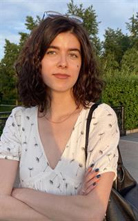 Юлия Вадимовна - репетитор по французскому языку и испанскому языку