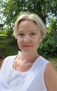 Елена Владимировна - репетитор по обществознанию
