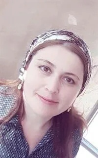 Фатима Магомедовна - репетитор по химии и биологии