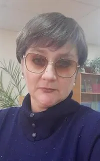 Елена Юрьевна - репетитор по русскому языку