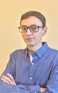 Илья Дмитриевич - репетитор по физике