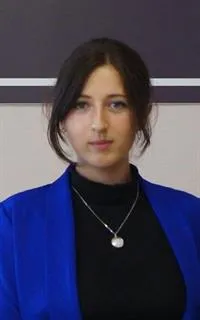 Анастасия Витальевна - репетитор по русскому языку и литературе