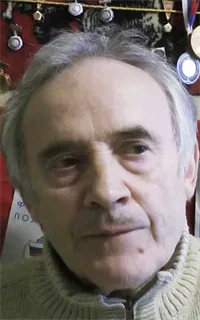 Аркадий Султанович - репетитор по математике и музыке