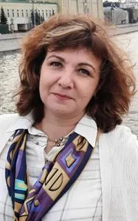 Виктория Артуровна - репетитор по экономике