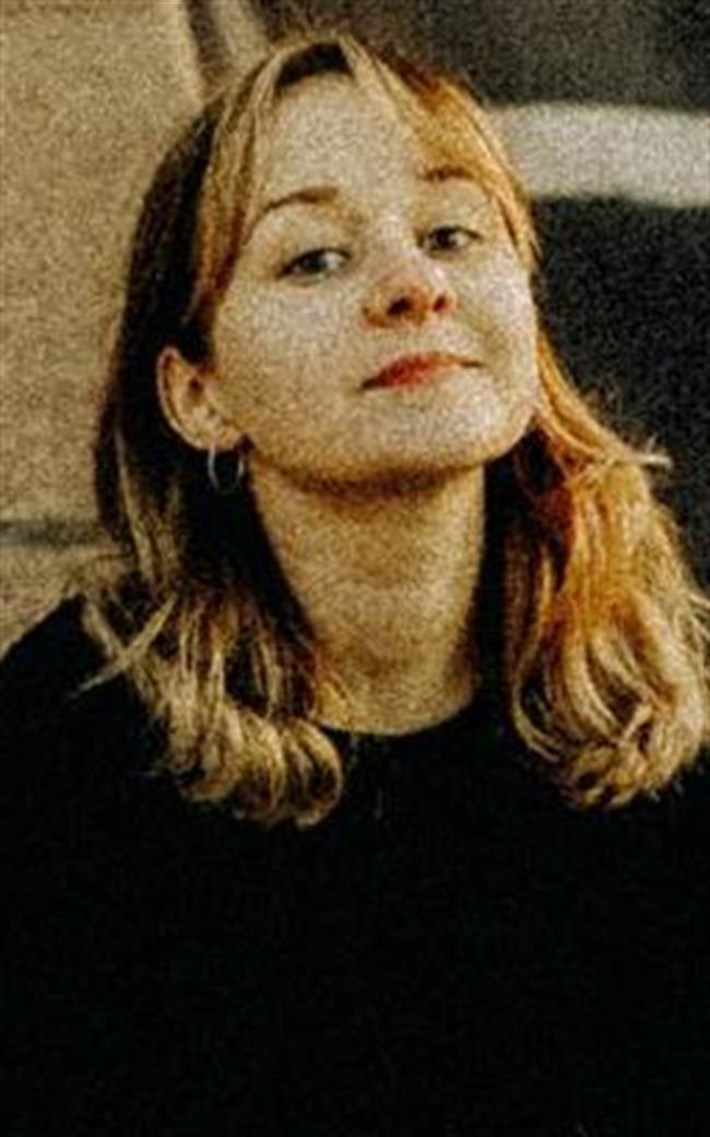 Лидия Михайловна - репетитор по физике