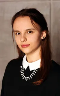 Анна Ярославовна - репетитор по обществознанию, другим предметам и английскому языку