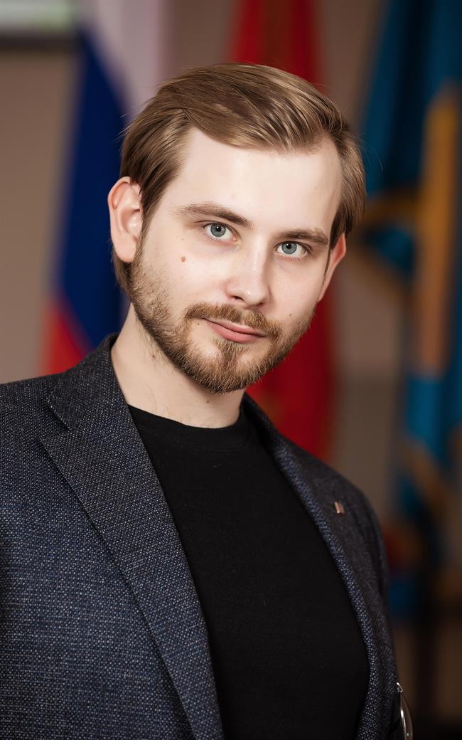 Антон Сергеевич - репетитор по истории и обществознанию