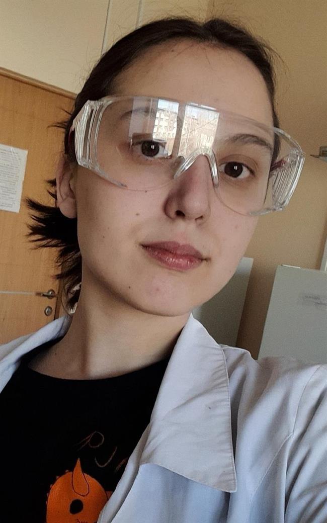 Марина Виталиевна - репетитор по биологии