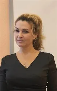 Елена Сергеевна - репетитор по английскому языку, русскому языку и французскому языку