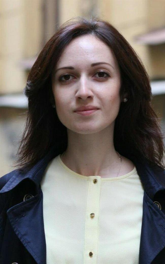 Анастасия Валерьевна - репетитор по английскому языку и подготовке к школе