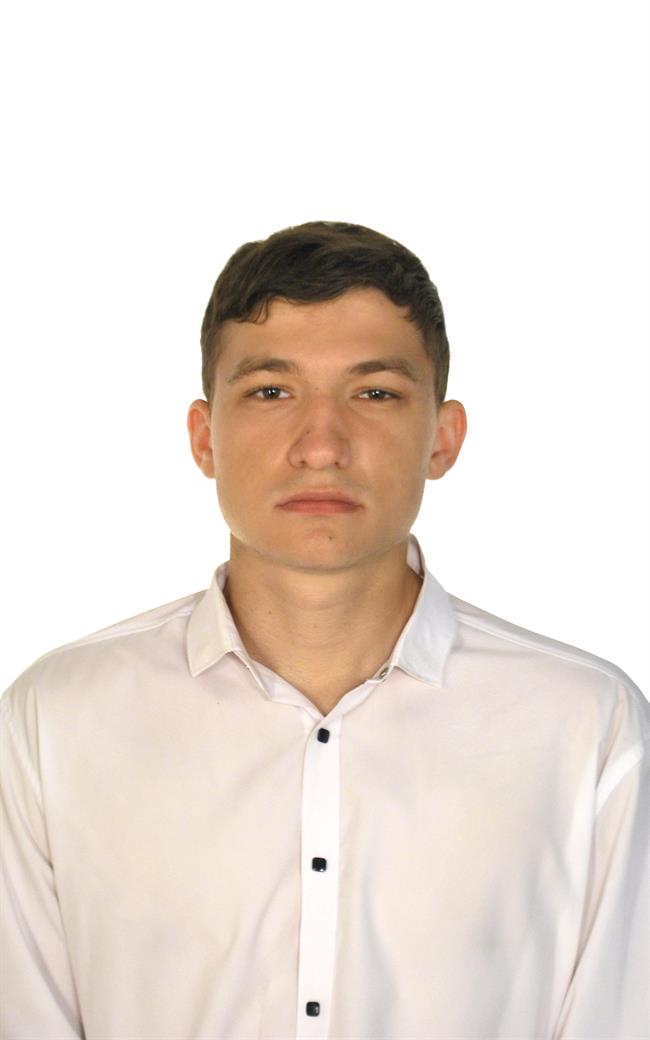 Олег Олегович - репетитор по английскому языку