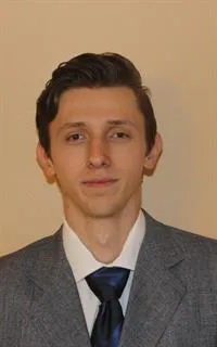 Владислав Андреевич - репетитор по английскому языку и математике