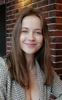 Анастасия Вячеславовна - репетитор по английскому языку и китайскому языку