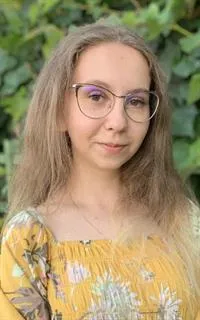 Анна Александровна - репетитор по обществознанию и истории