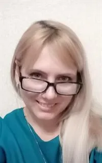 Оксана Александровна - репетитор по подготовке к школе, предметам начальной школы, русскому языку и математике