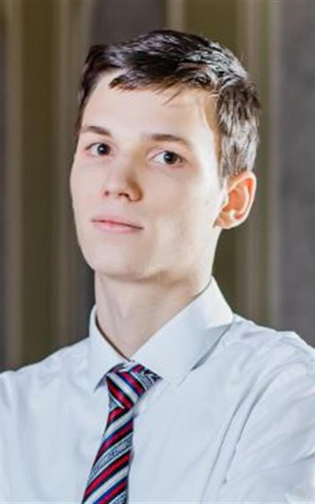 Алексей Павлович - репетитор по физике и математике