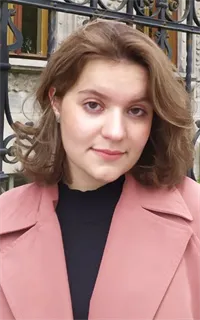Дарья Андреевна - репетитор по математике, предметам начальной школы и русскому языку