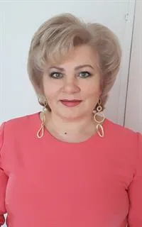 Людмила Витальевна - репетитор по подготовке к школе