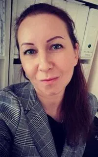 Виктория Владимировна - репетитор по подготовке к школе